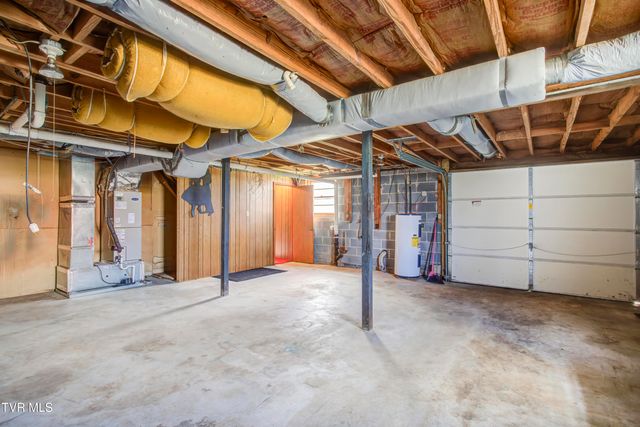 24102 Crimson Drive, Bristol, VA 24202