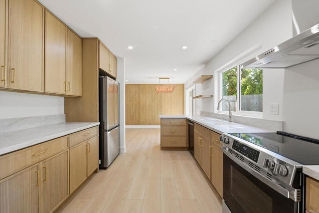 6739 Cantil Street, Carlsbad, CA 92009