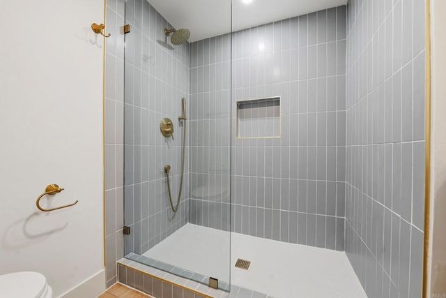 6739 Cantil Street, Carlsbad, CA 92009
