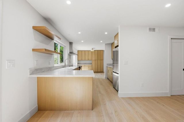 6739 Cantil Street, Carlsbad, CA 92009