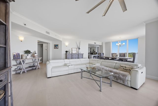 15500 Emerald Coast Parkway 401, Destin, FL 32541