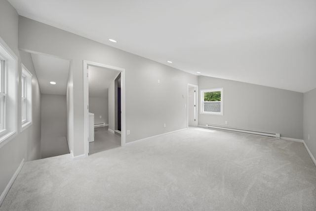 110 Millville Circle, Salem, NH 03079