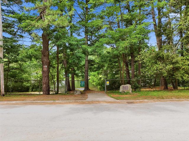 110 Millville Circle, Salem, NH 03079