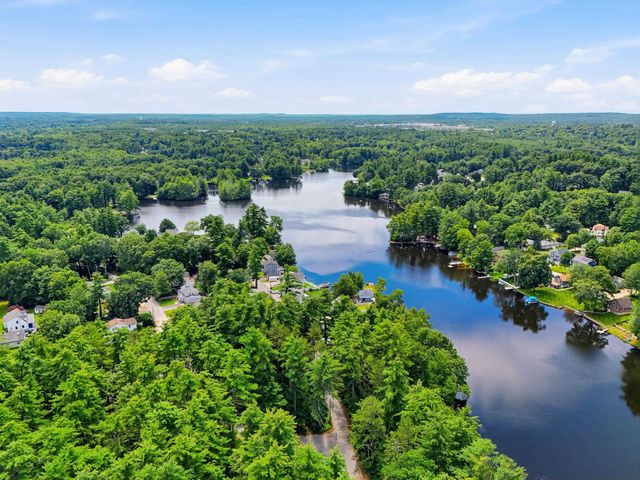 110 Millville Circle, Salem, NH 03079