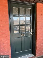 116 N INDIAN ALLEY #203, Winchester, VA 22601