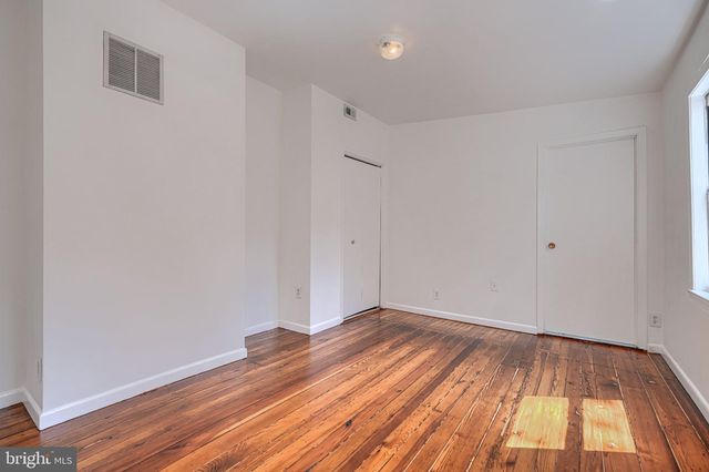 109 S STRICKER ST, Baltimore, MD 21223