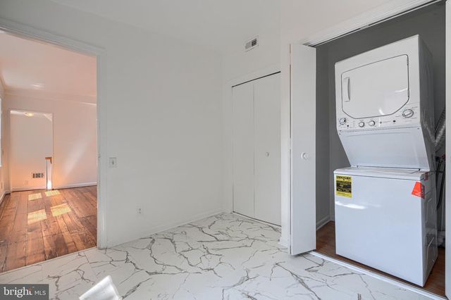 109 S STRICKER ST, Baltimore, MD 21223