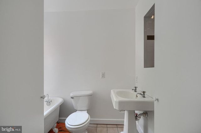 109 S STRICKER ST, Baltimore, MD 21223