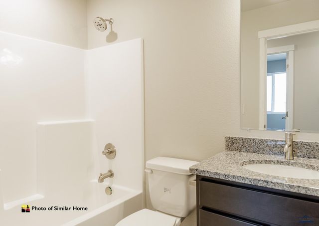 460 YELNER DR, Box Elder, SD 57719