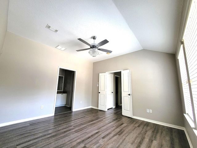 77 Woodlily Pl, The Woodlands, TX 77382