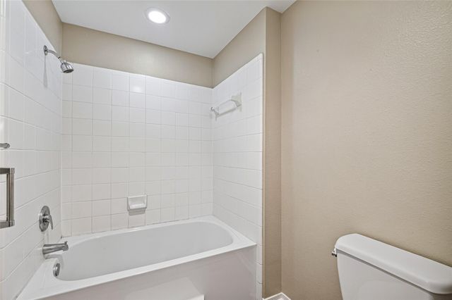 77 Woodlily Pl, The Woodlands, TX 77382