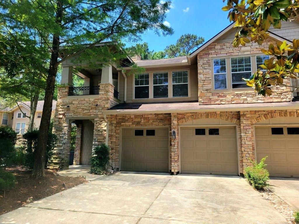 77 Woodlily Pl, The Woodlands, TX 77382