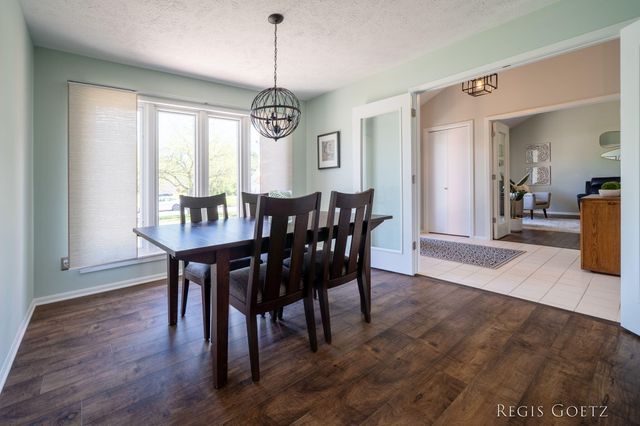 5459 Stowehill Drive Se, City Of Kentwood, MI 49508