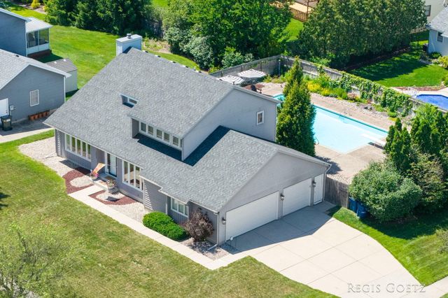 5459 Stowehill Drive Se, City Of Kentwood, MI 49508
