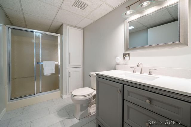 5459 Stowehill Drive Se, City Of Kentwood, MI 49508
