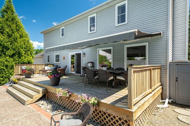 5459 Stowehill Drive Se, City Of Kentwood, MI 49508