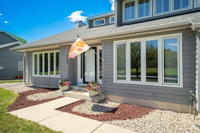 5459 Stowehill Drive Se, City Of Kentwood, MI 49508