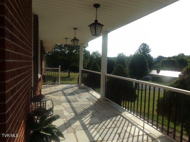 205 Neeley Drive, Blountville, TN 37617