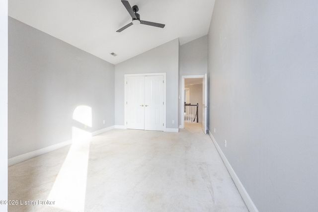 8800 Wooded Trail Ct, Louisville, KY 40220
