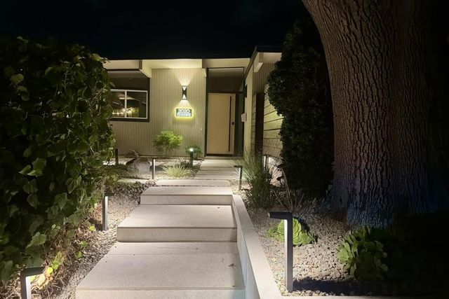 2020 Channing Avenue, Palo Alto, CA 94303