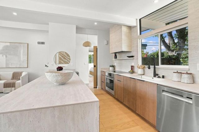 2020 Channing Avenue, Palo Alto, CA 94303