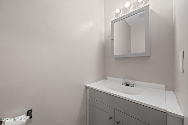 304 Sheffield Road, Jacksonville, NC 28546