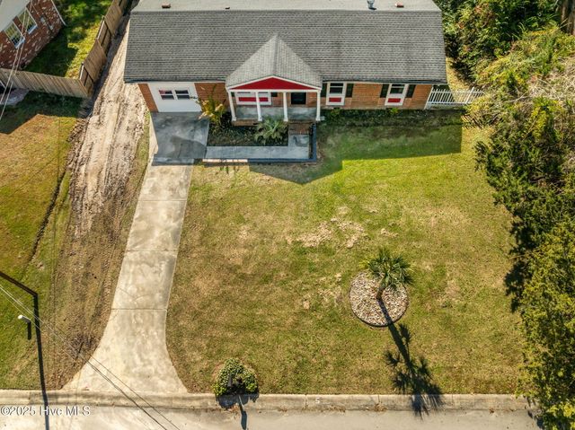 304 Sheffield Road, Jacksonville, NC 28546