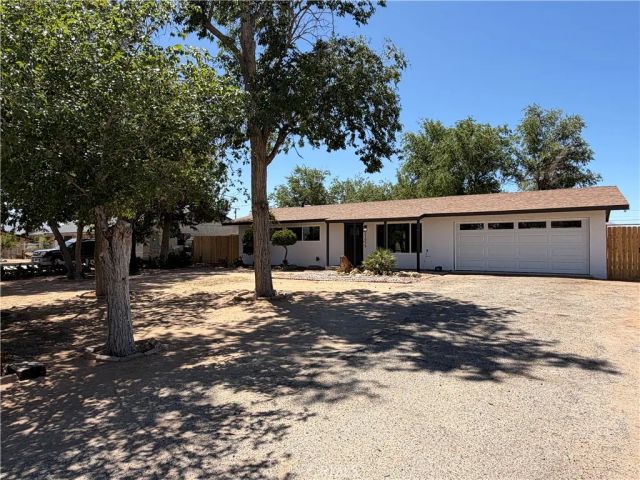 21975 Mohican, Apple Valley, CA 92307