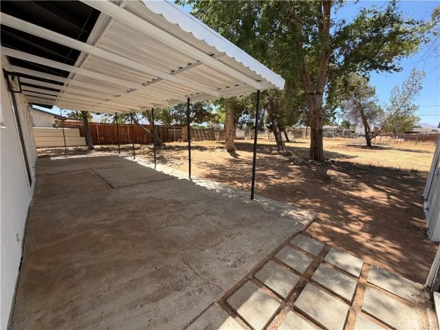 21975 Mohican, Apple Valley, CA 92307