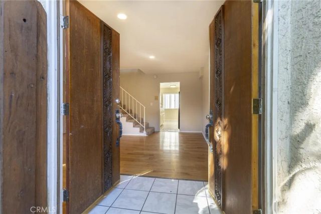 14947 Dickens Street 1, Sherman Oaks, CA 91403