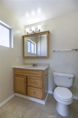 14947 Dickens Street 1, Sherman Oaks, CA 91403