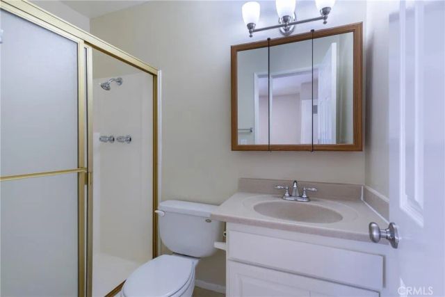 14947 Dickens Street 1, Sherman Oaks, CA 91403