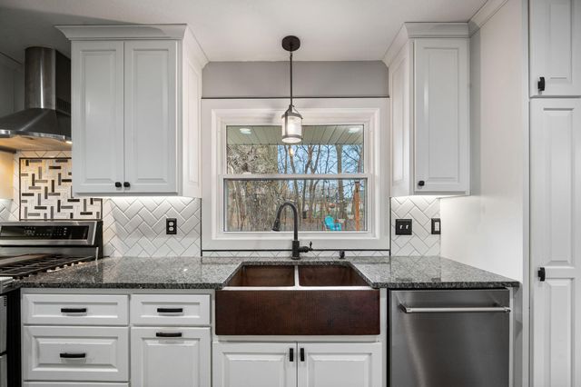 6165 Pleasant Avenue, Excelsior, MN 55331