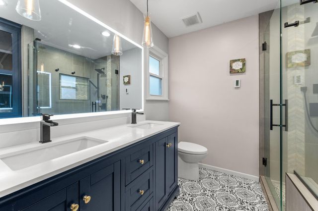 6165 Pleasant Avenue, Excelsior, MN 55331