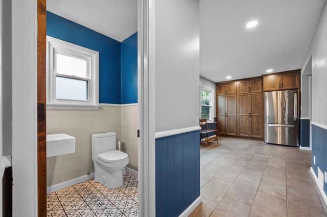 6165 Pleasant Avenue, Excelsior, MN 55331