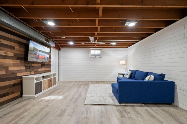 6165 Pleasant Avenue, Excelsior, MN 55331