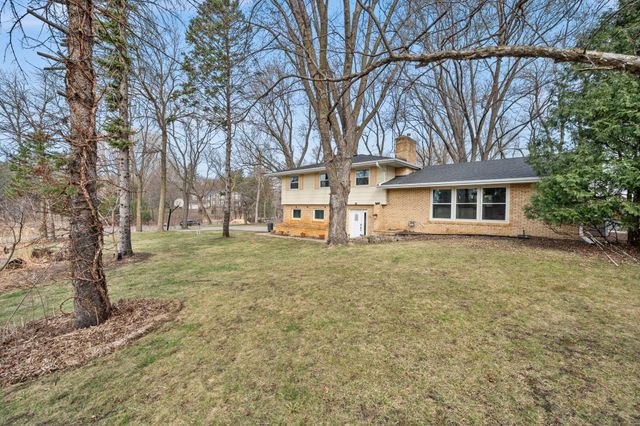 6165 Pleasant Avenue, Excelsior, MN 55331