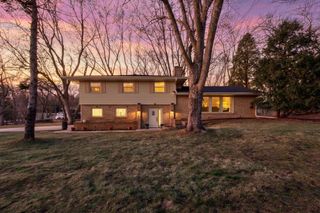 6165 Pleasant Avenue, Excelsior, MN 55331