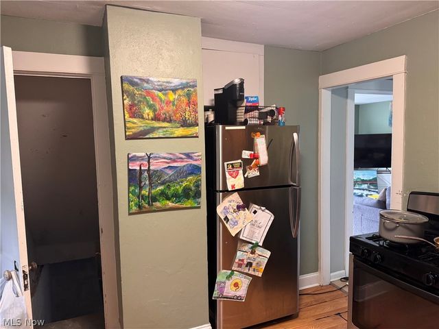1205 Shannon Road, Girard, OH 44420
