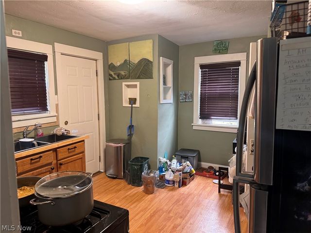 1205 Shannon Road, Girard, OH 44420