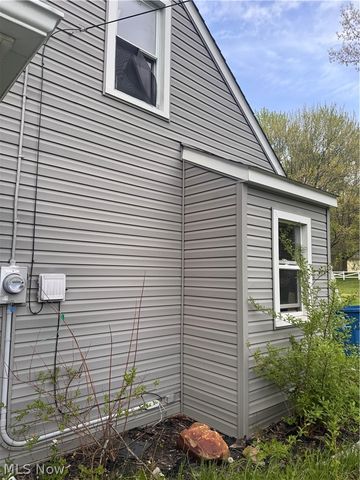 1205 Shannon Road, Girard, OH 44420
