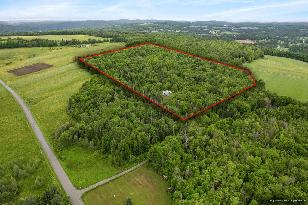 1817 Hopkins Hill Road, Hardwick, VT 05843