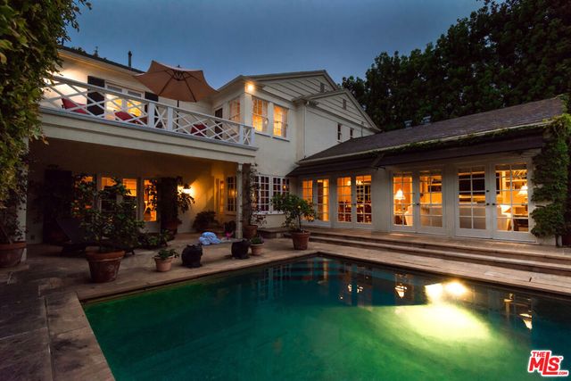 1717 CHEVY CHASE Drive, Beverly Hills, CA 90210