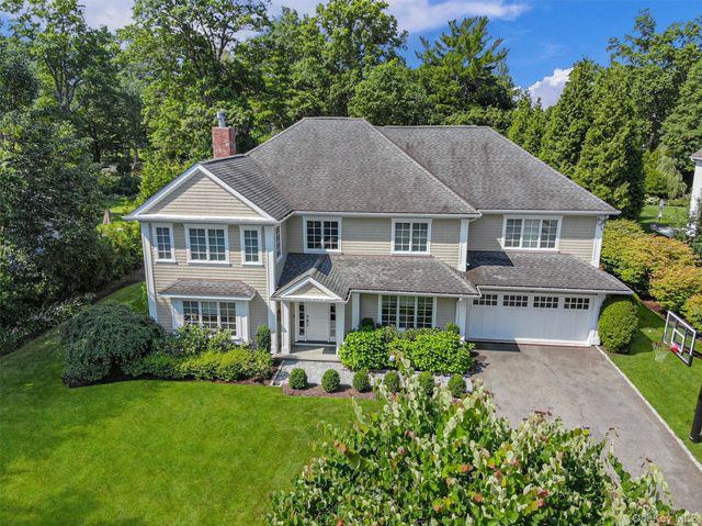11 Mayflower Road, Scarsdale, NY 10583