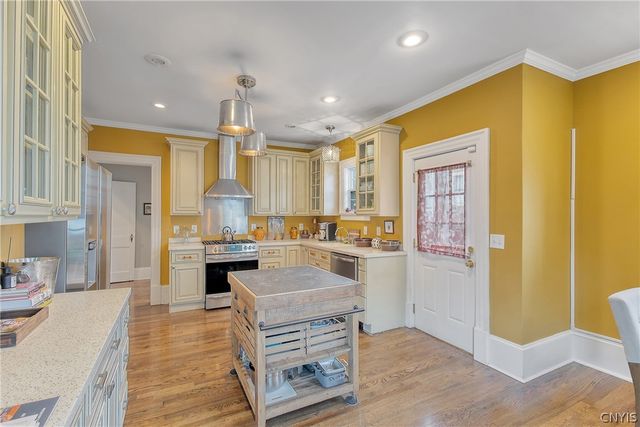 216 Highland Avenue, Syracuse, NY 13203