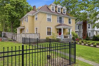216 Highland Avenue, Syracuse, NY 13203