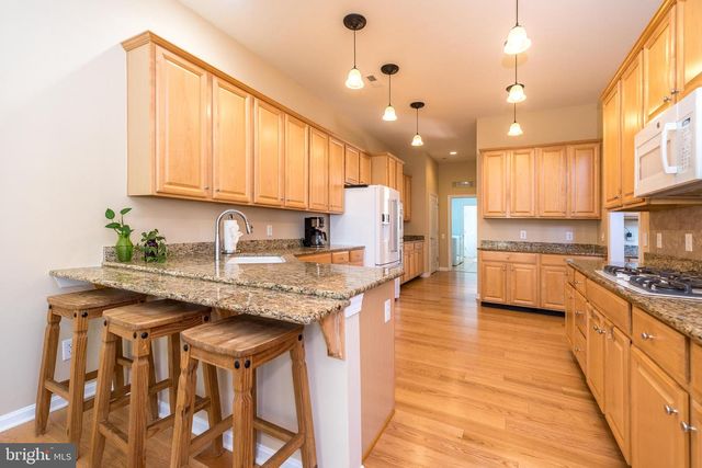 279 GOLDENROD DR, Upper Gwynedd, PA 19446