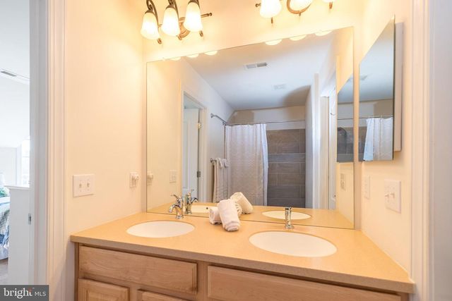 279 GOLDENROD DR, Upper Gwynedd, PA 19446