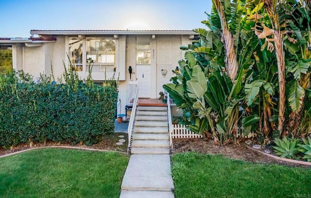 2331 Caringa Way 38, Carlsbad, CA 92009