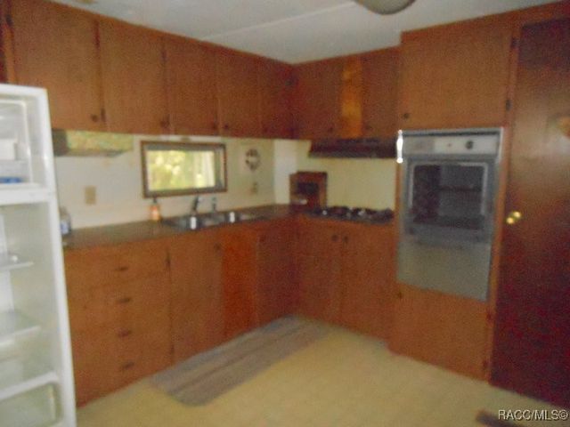 2400 N Junglecamp Road, Inverness, FL 34453